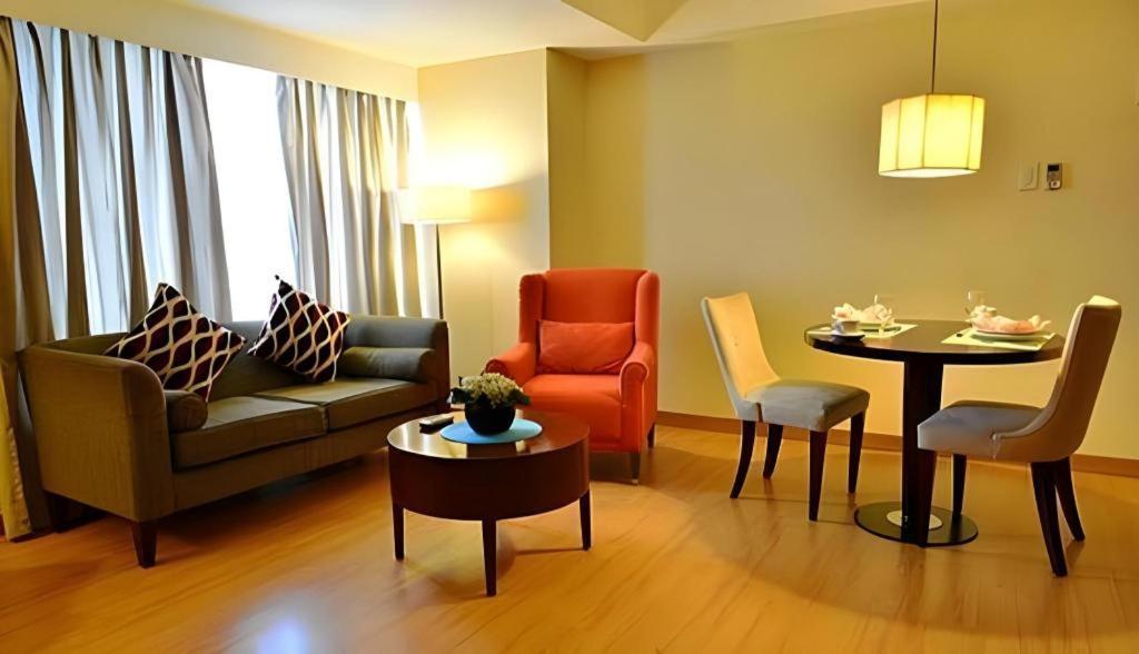 Lancaster Hotel Manila Mandaluyong Ngoại thất bức ảnh