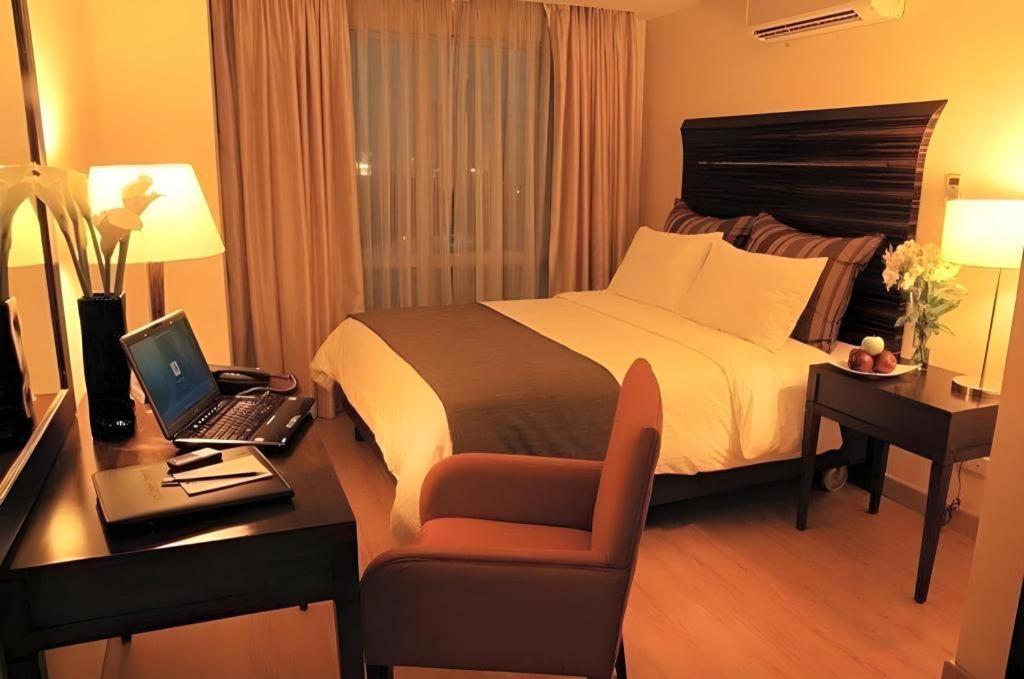 Lancaster Hotel Manila Mandaluyong Ngoại thất bức ảnh