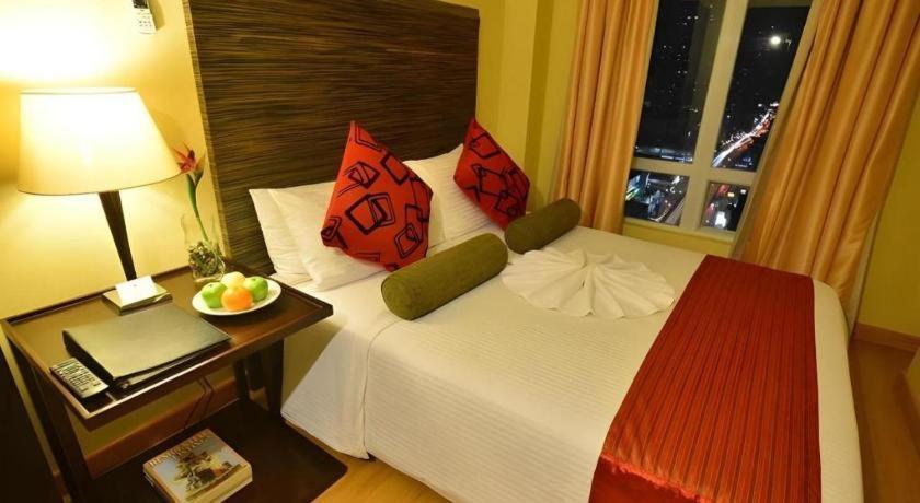 Lancaster Hotel Manila Mandaluyong Ngoại thất bức ảnh