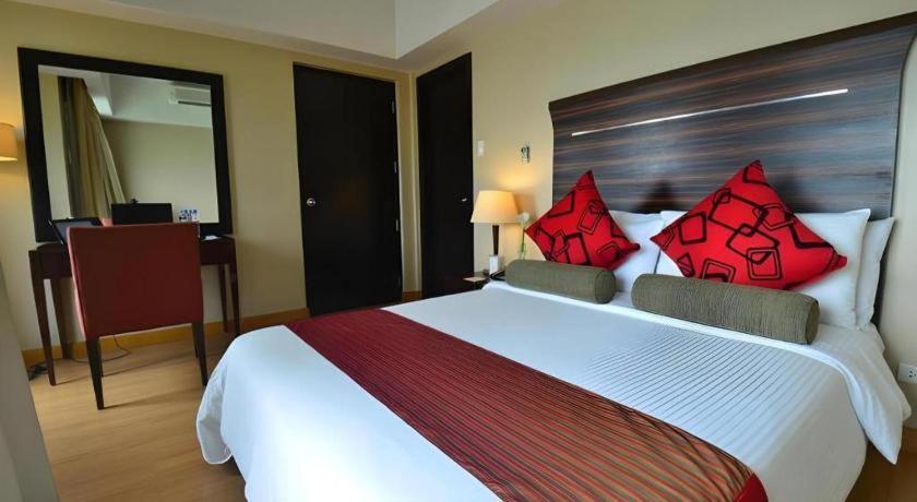 Lancaster Hotel Manila Mandaluyong Ngoại thất bức ảnh